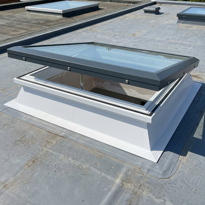 Opening Glass Flat Rooflight 1000x1000mm with PVC Upstand