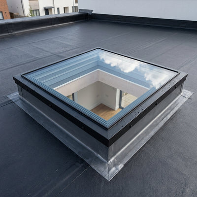 Flat Glass Rooflight 600mm x 600mm with Builders Curb