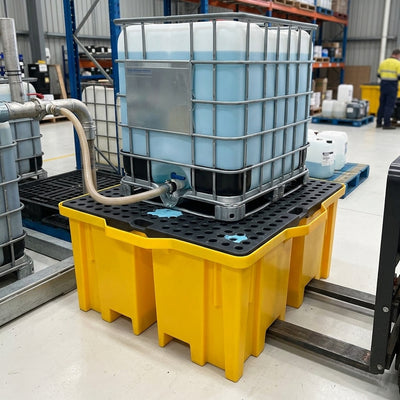 Single IBC Spill Bund with 4-Way Forklift Entry – 1150L Yellow
