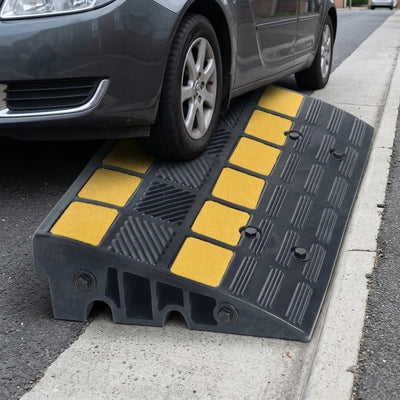 600 x 360 x 150mm Rubber Kerb Ramp Yellow 40 Tonne