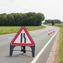 Gray Right Turn Warning Sign 750mm - Heavy Duty Design