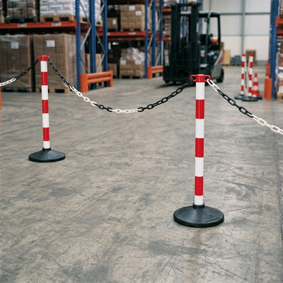 2x Plastic Posts with Chain Traffic Barrier Set
