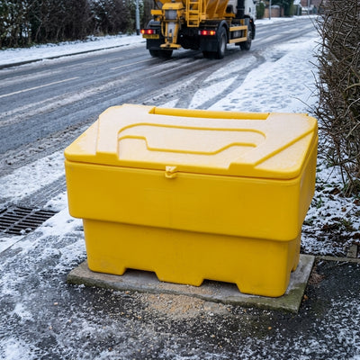 190 kg Lockable Polyethylene Grit Bin with Sloped Lid