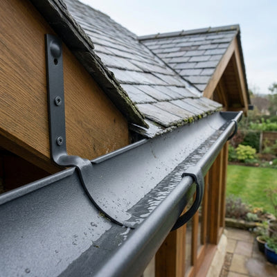 Half Round Aluminium Gutter Side Rafter Bracket 125mm