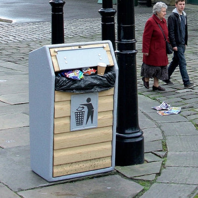 Timber Fronted Single Litter Bin – 105 Litre Capacity