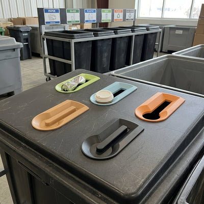 Lid insert for indoor recycling bin – replaceable colour-coded aperture