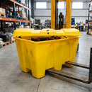 Lockable plastic storage bin 500–1000 litres with forklift pockets