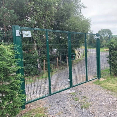 Double Leaf Gate 4000mm x 1800mm with Posts