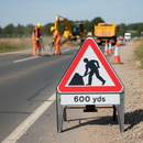 Slate Gray Heavy Duty Supplementary Plate with 600 Yards Q-Sign - 750mm