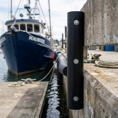 Rubber D-Section Dock Bumper 900 × 150 × 150 mm